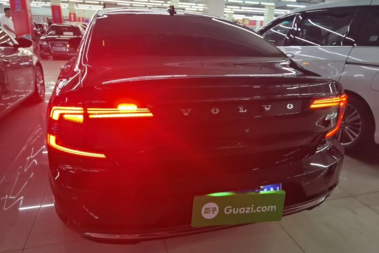 Used Volvo S90 2023 B5 Zhiyuan Luxury Edition Rear