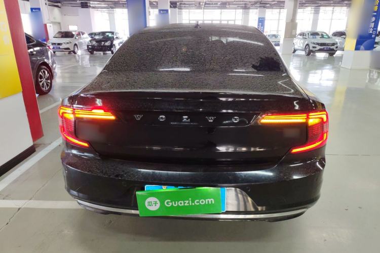 Used Volvo S90 2023 B5 Zhiyuan Luxury Edition Rear