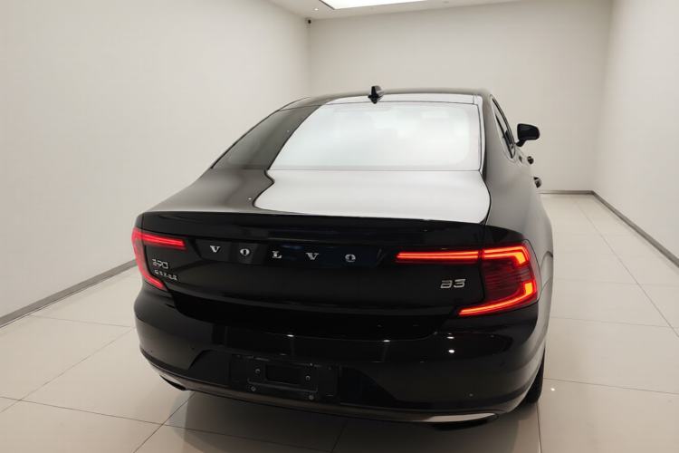 Used Volvo S90 2023 B5 Zhiyuan Luxury Edition Rear