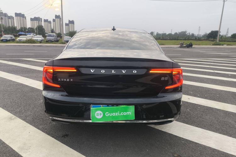 Used Volvo S90 2023 B5 Zhiyi Luxury Edition Rear
