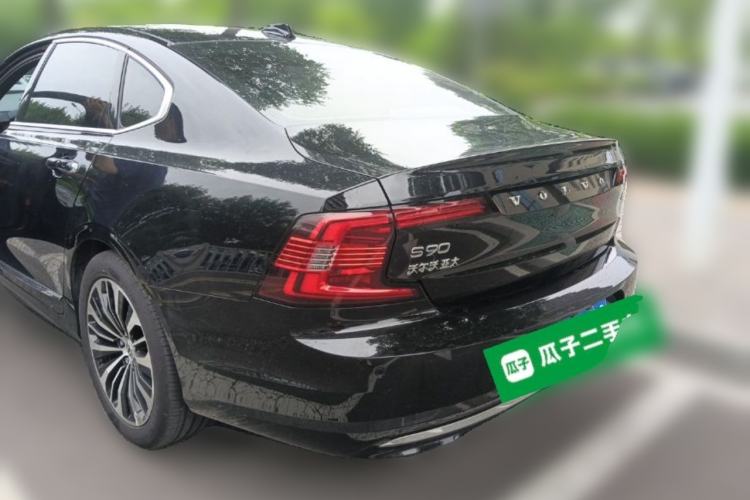 Used Volvo S90 2023 B5 Zhiyi Luxury Edition Rear Left 45 Deg