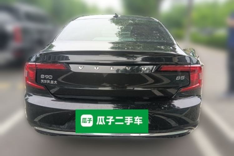 Used Volvo S90 2023 B5 Zhiyi Luxury Edition Rear
