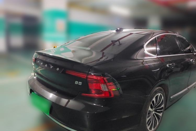 Used Volvo S90 2023 B5 Zhiyi Luxury Edition Rear Right 45 Deg