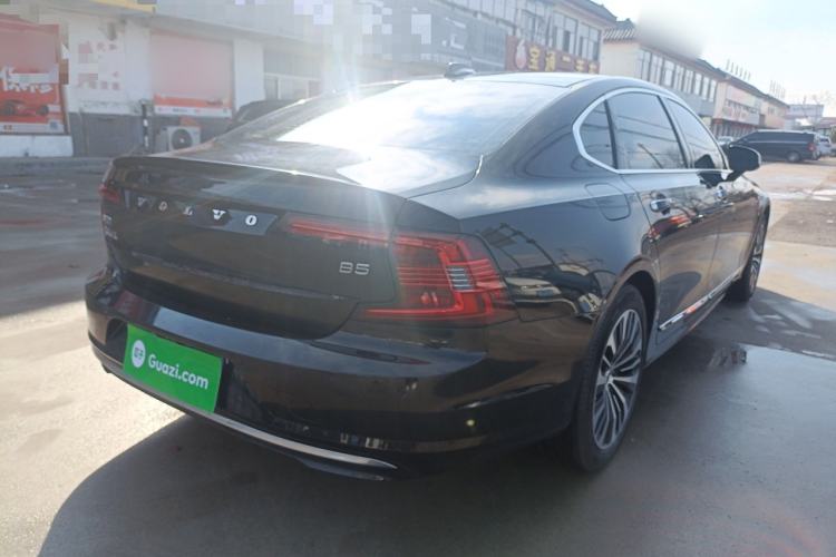 Used Volvo S90 2023 B5 Zhiyi Luxury Edition Rear Right 45 Deg