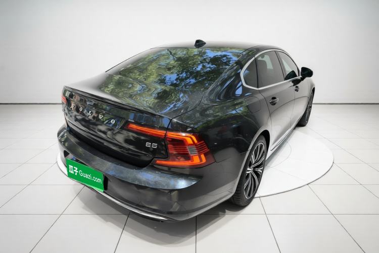 Used Volvo S90 2023 B5 Zhiyuan Luxury Edition Rear Right 45 Deg