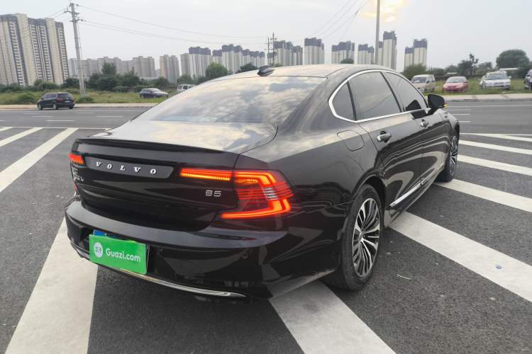 Used Volvo S90 2023 B5 Zhiyi Luxury Edition Rear Right 45 Deg