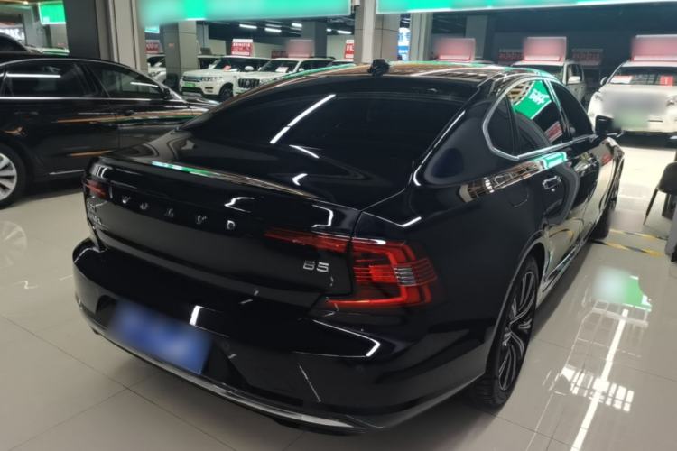Used Volvo S90 2023 B5 Zhiyuan Luxury Edition Rear Right 45 Deg