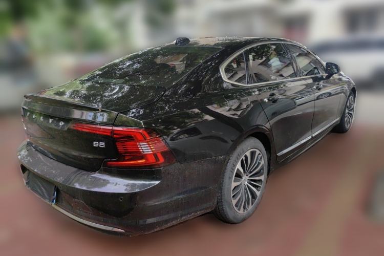 Used Volvo S90 2023 B5 Zhiyi Luxury Edition Rear Right 45 Deg