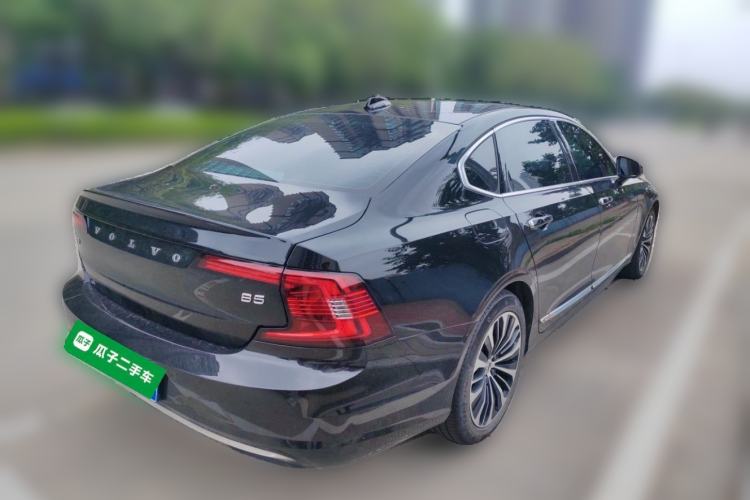 Used Volvo S90 2023 B5 Zhiyi Luxury Edition Rear Right 45 Deg