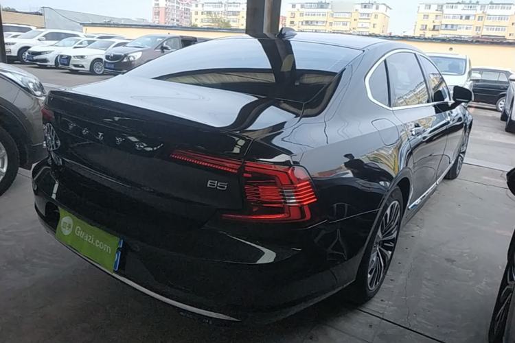 Used Volvo S90 2023 B5 Zhiyi Luxury Edition Rear Right 45 Deg