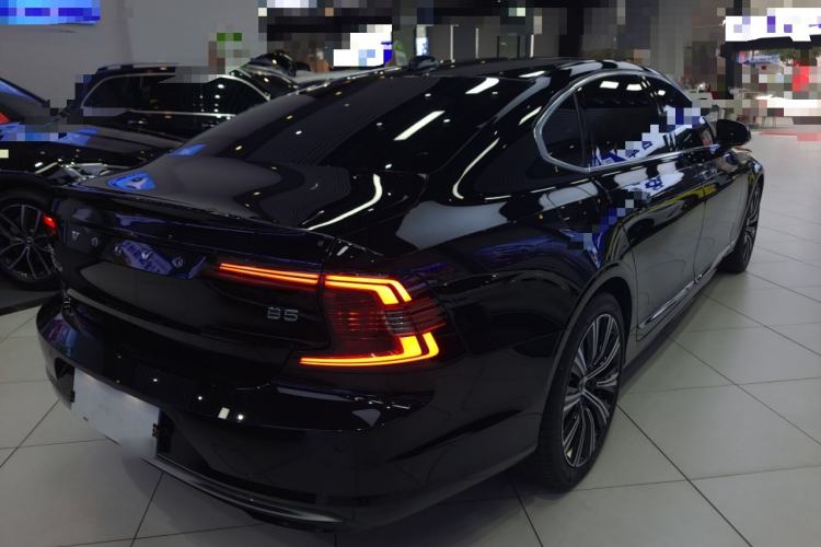 Used Volvo S90 2023 B5 Zhiyuan Luxury Edition Rear Right 45 Deg