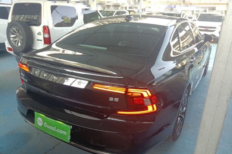 Used Volvo S90 2023 B5 Zhiyi Luxury Edition Rear Right 45 Deg