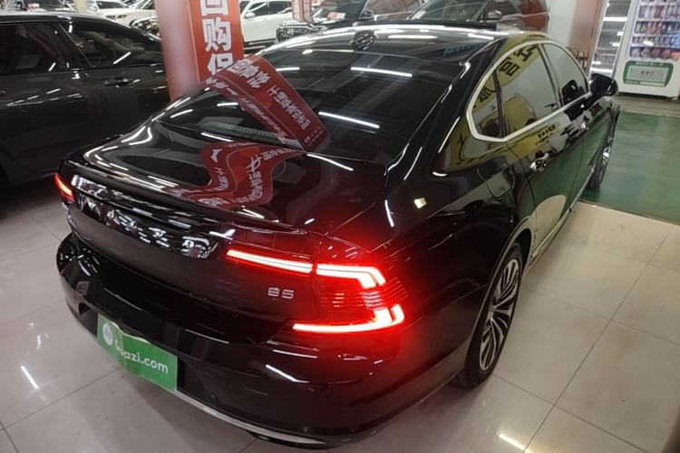 Used Volvo S90 2023 B5 Zhiyi Luxury Edition Rear Right 45 Deg