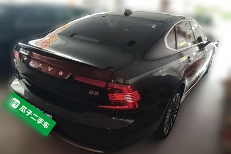 Used Volvo S90 2023 B5 Zhiyi Luxury Edition Rear Right 45 Deg