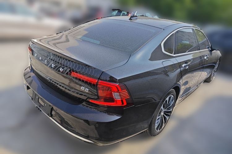 Used Volvo S90 2023 B5 Zhiyi Luxury Edition Rear Right 45 Deg