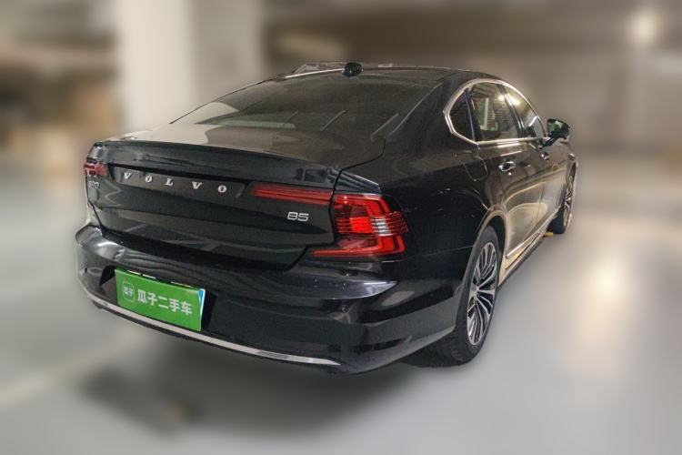 Used Volvo S90 2023 B5 Zhiyi Luxury Edition Rear Right 45 Deg
