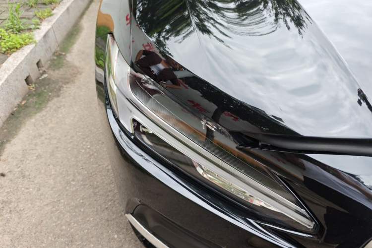 Used Volvo S90 2023 B5 Zhiyuan Luxury Edition Right Front Headlight