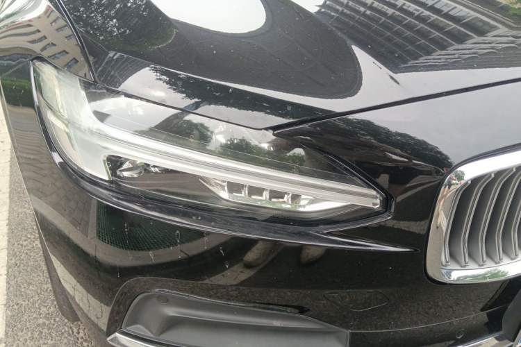 Used Volvo S90 2023 B5 Zhiyi Luxury Edition Right Front Headlight