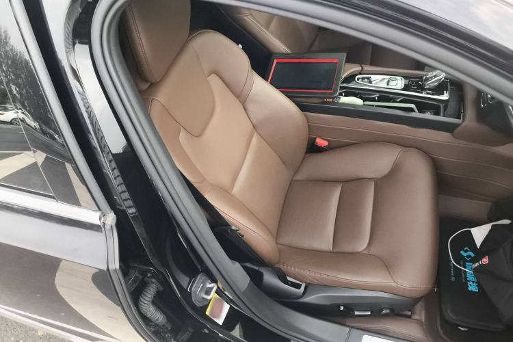 Used Volvo S90 2023 B5 Zhiyi Luxury Edition Right Front Seat