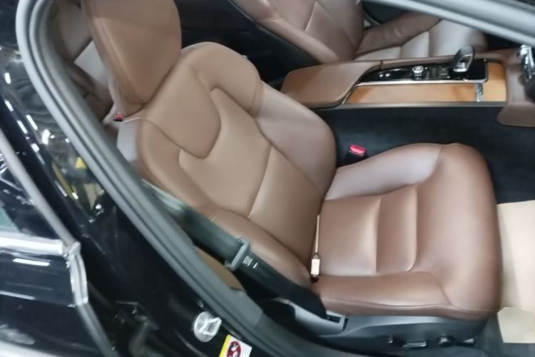 Used Volvo S90 2023 B5 Zhiyi Luxury Edition Right Front Seat