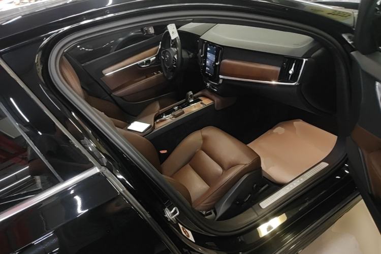 Used Volvo S90 2023 B5 Zhiyi Luxury Edition Right Front Seat