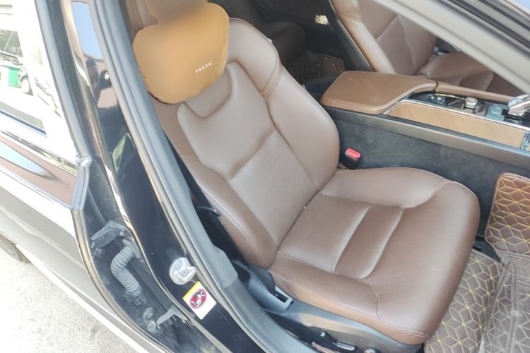 Used Volvo S90 2023 B5 Zhiyi Luxury Edition Right Front Seat
