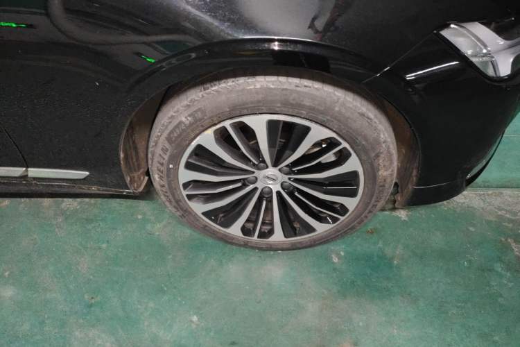 Used Volvo S90 2023 B5 Zhiyi Luxury Edition Right Front Wheel Hub
