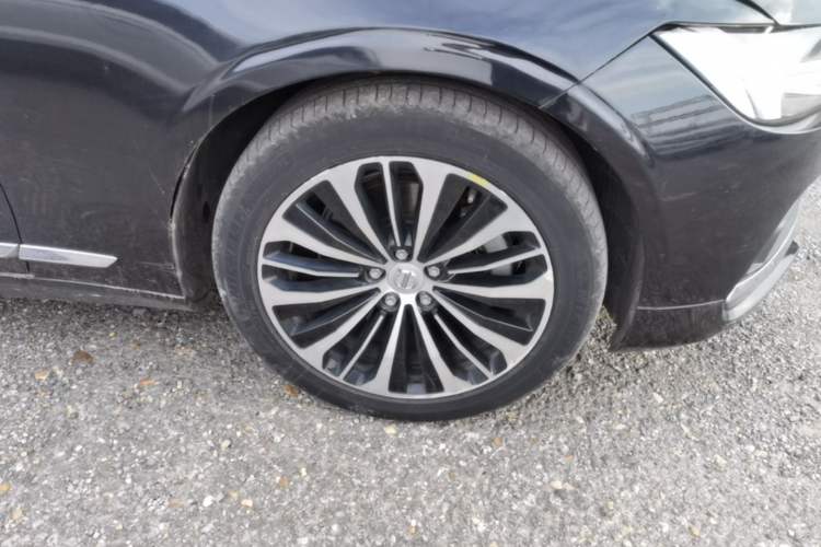 Used Volvo S90 2023 B5 Zhiyi Luxury Edition Right Front Wheel Hub