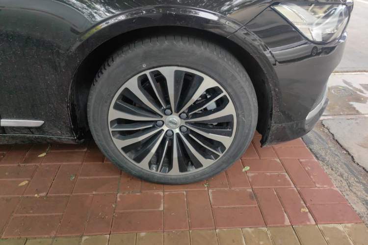 Used Volvo S90 2023 B5 Zhiyi Luxury Edition Right Front Wheel Hub