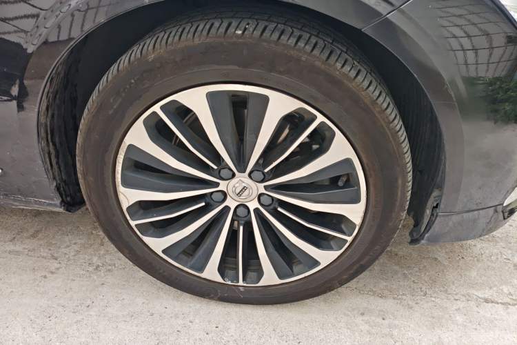 Used Volvo S90 2023 B5 Zhiyi Luxury Edition Right Front Wheel Hub
