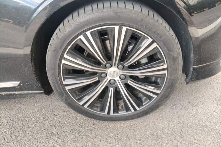 Used Volvo S90 2023 B5 Zhiyuan Luxury Edition Right Front Wheel Hub