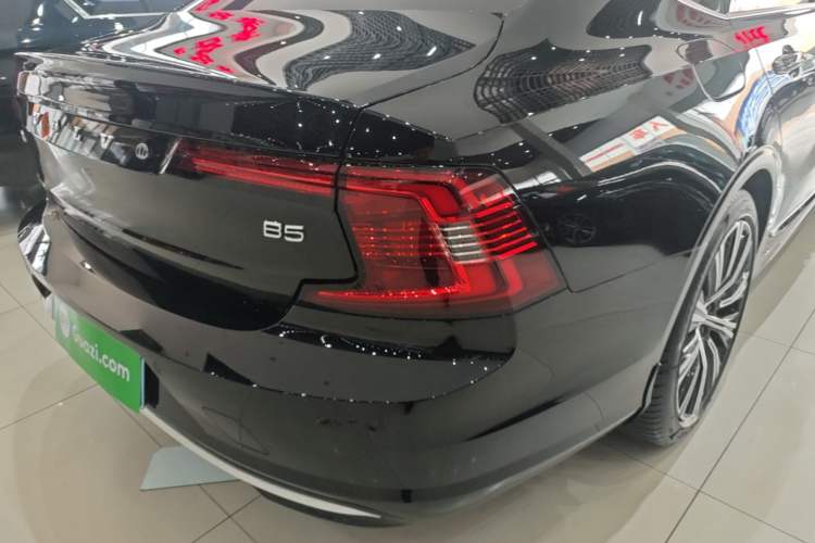 Used Volvo S90 2023 B5 Zhiyuan Luxury Edition Right Rear Taillight