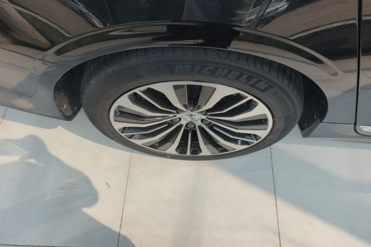 Used Volvo S90 2023 B5 Zhiyi Luxury Edition Right Rear Wheel Hub