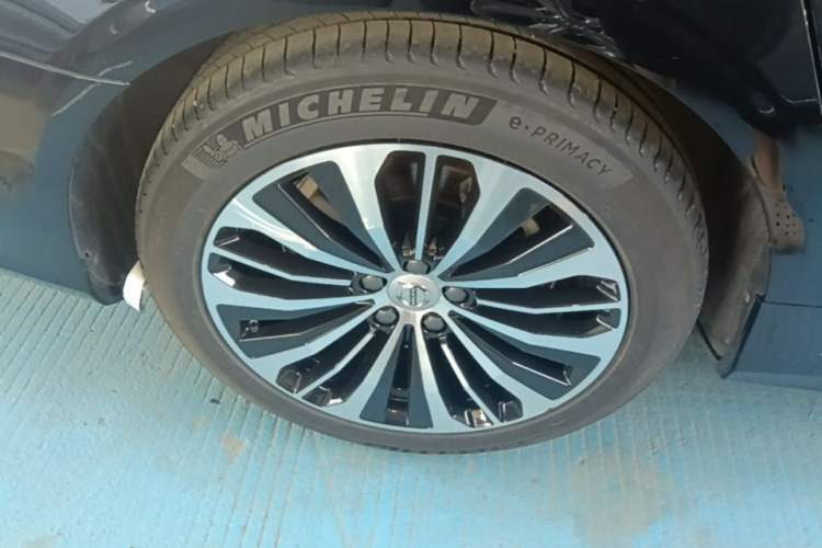 Used Volvo S90 2023 B5 Zhiyi Luxury Edition Right Rear Wheel Hub