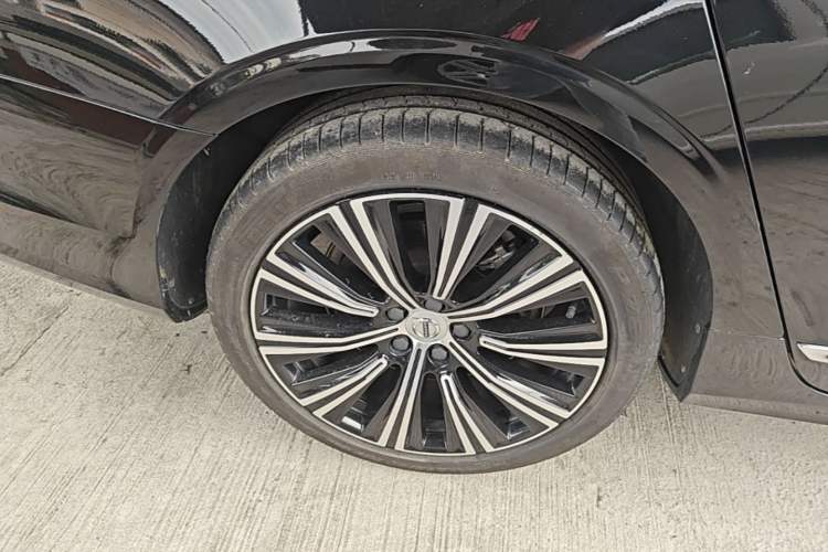 Used Volvo S90 2023 B5 Zhiyuan Luxury Edition Right Rear Wheel Hub