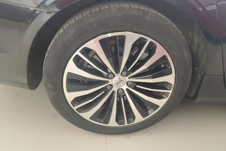 Used Volvo S90 2023 B5 Zhiyi Luxury Edition Right Rear Wheel Hub