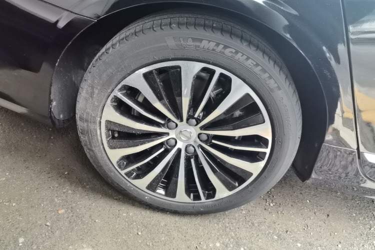 Used Volvo S90 2023 B5 Zhiyi Luxury Edition Right Rear Wheel Hub