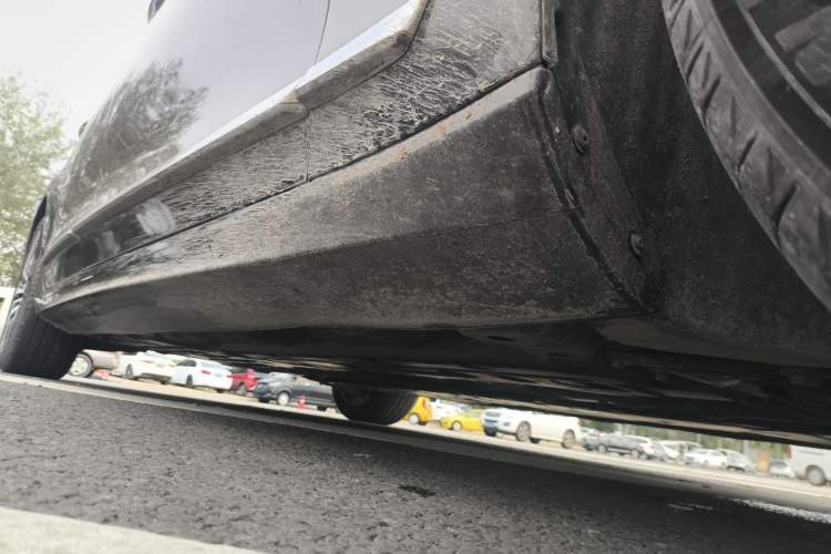 Used Volvo S90 2023 B5 Zhiyi Luxury Edition Right Side Sill