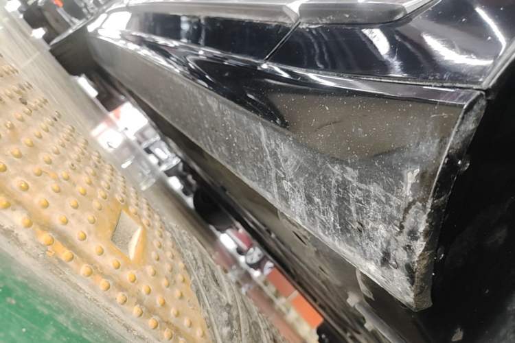 Used Volvo S90 2023 B5 Zhiyi Luxury Edition Right Side Sill