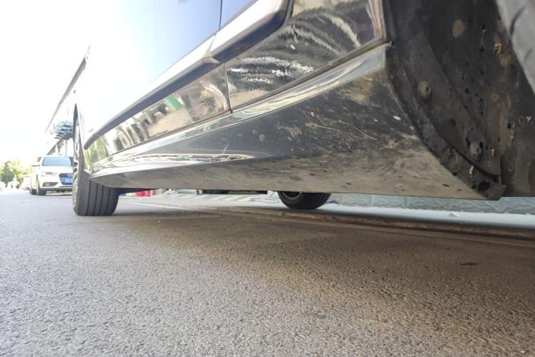 Used Volvo S90 2023 B5 Zhiyi Luxury Edition Right Side Sill