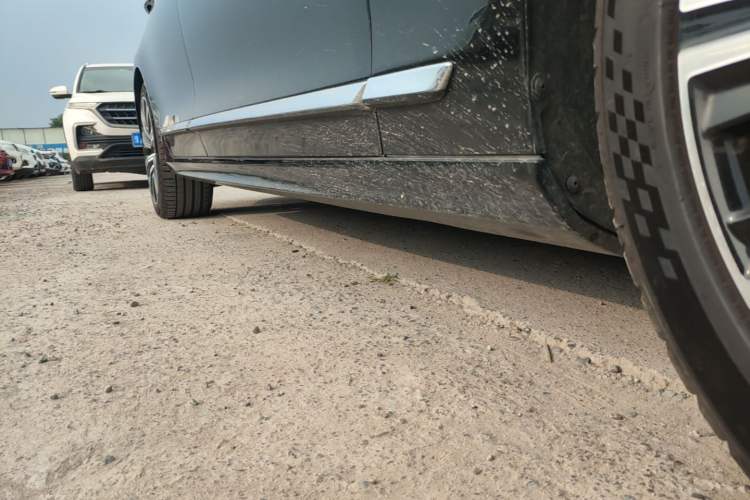 Used Volvo S90 2023 B5 Zhiyuan Luxury Edition Right Side Sill