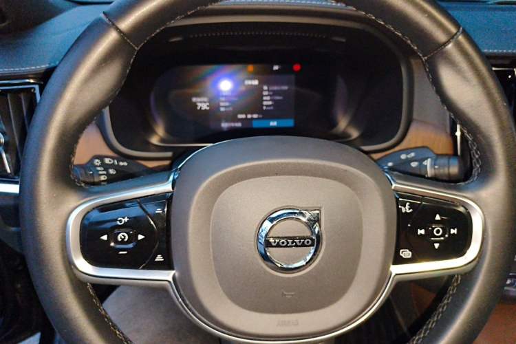 Used Volvo S90 2023 B5 Zhiyuan Luxury Edition Steering Wheel