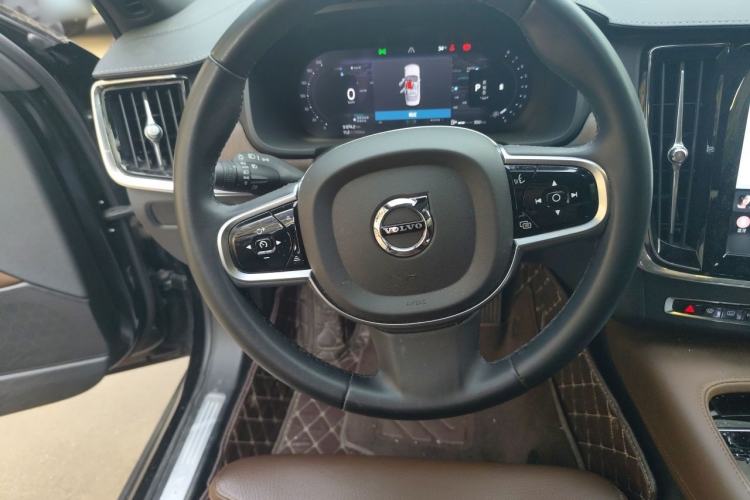 Used Volvo S90 2023 B5 Zhiyuan Luxury Edition Steering Wheel