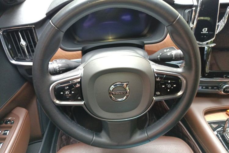 Used Volvo S90 2023 B5 Zhiyi Luxury Edition Steering Wheel