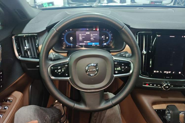 Used Volvo S90 2023 B5 Zhiyi Luxury Edition Steering Wheel