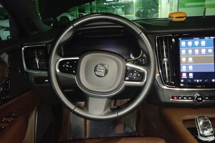Used Volvo S90 2023 B5 Zhiyuan Luxury Edition Steering Wheel