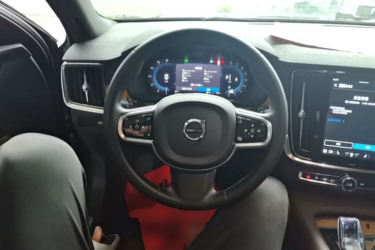 Used Volvo S90 2023 B5 Zhiyi Luxury Edition Steering Wheel