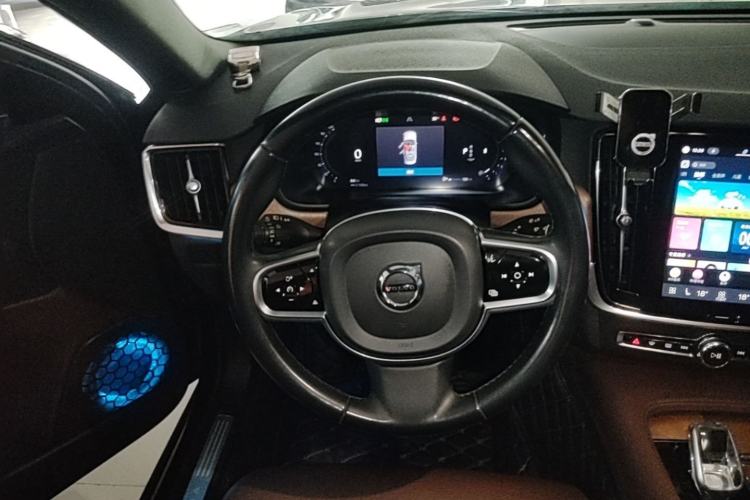 Used Volvo S90 2023 B5 Zhiyi Luxury Edition Steering Wheel