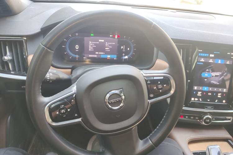 Used Volvo S90 2023 B5 Zhiyi Luxury Edition Steering Wheel