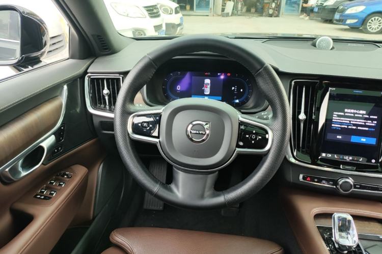 Used Volvo S90 2023 B5 Zhiyuan Luxury Edition Steering Wheel